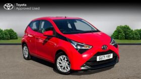 Used Toyota AYGO 1.0 VVT-i x-play Euro 6 (s/s) 5dr