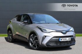 Used Toyota C-HR 1.8 VVT-h Dynamic CVT Euro 6 (s/s) 5dr