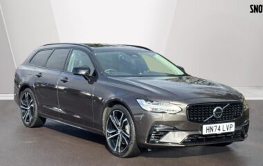 Used Volvo V90 Ultra, T8 AWD Plug-in hybrid, Electric/Petrol, Dark