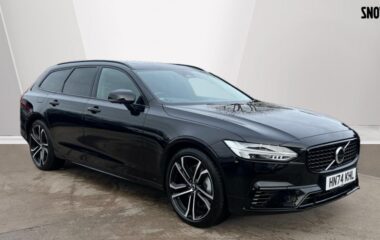 Used Volvo V90 Ultra, T8 AWD Plug-in hybrid, Electric/Petrol, Dark