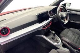 Used SEAT Arona 1.0 TSI (110ps) FR Sport DSG SUV full