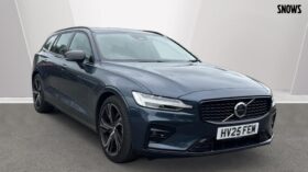 Used Volvo V60 Plus, B4 Mild hybrid, Petrol, Dark