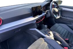 Used SEAT Arona 1.0 TSI (110ps) FR Sport DSG SUV full