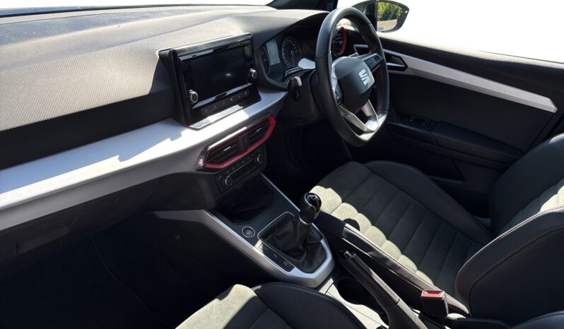 Used SEAT Arona 1.0 TSI (110ps) FR Edition SUV full