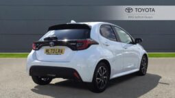 Used Toyota Yaris 1.5 VVT-h Design E-CVT Euro 6 (s/s) 5dr full
