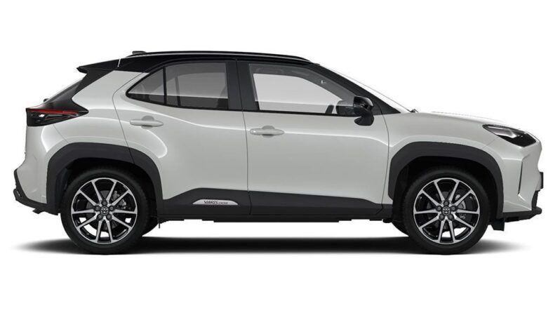 Used Toyota Yaris Cross 1.5 VVT-h GR SPORT E-CVT Euro 6 (s/s) 5dr full