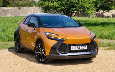Used Toyota CHR 2.0 VVT-h Premiere Edition CVT Euro 6 (s/s) 5dr
