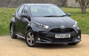 Used Toyota Yaris 1.5 VVT-h Icon E-CVT Euro 6 (s/s) 5dr