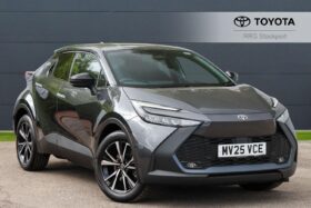 Used Toyota C-HR 2.0 VVT-h 13.6 kWh Design CVT Euro 6 (s/s) 5dr