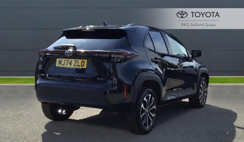 Used Toyota Yaris Cross 1.5 VVT-h Design E-CVT Euro 6 (s/s) 5dr full