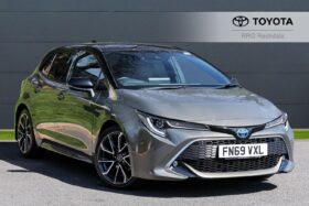 Used Toyota Corolla 1.8 VVT-h Excel CVT Euro 6 (s/s) 5dr