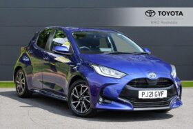 Used Toyota Yaris 1.5 VVT-h Design E-CVT Euro 6 (s/s) 5dr