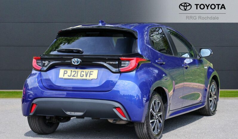 Used Toyota Yaris 1.5 VVT-h Design E-CVT Euro 6 (s/s) 5dr full