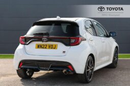 Used Toyota Yaris 1.5 VVT-h GR SPORT E-CVT Euro 6 (s/s) 5dr full