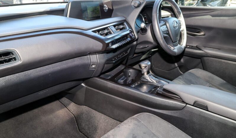 Used Lexus UX 2.0 250h Premium E-CVT Euro 6 (s/s) 5dr full