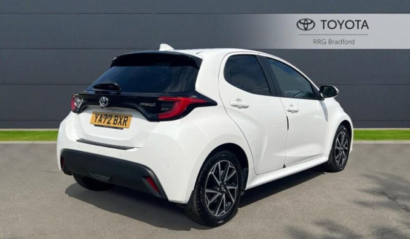 Used Toyota Yaris 1.5 VVT-h Design E-CVT Euro 6 (s/s) 5dr full
