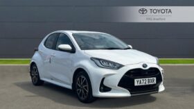 Used Toyota Yaris 1.5 VVT-h Design E-CVT Euro 6 (s/s) 5dr