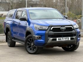 Used Toyota Hi-Lux 2.8 D-4D Invincible X Auto 4WD Euro 6 (s/s) 4dr