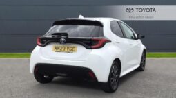 Used Toyota Yaris 1.5 VVT-h Design E-CVT Euro 6 (s/s) 5dr full