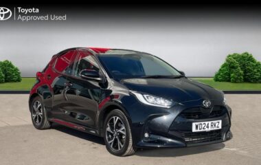 Used Toyota Yaris 1.5 VVT-h Design Hatchback 5dr Petrol Hybrid E-CVT Euro 6 (s/s) (116 ps)