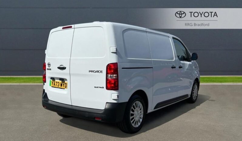 Used Toyota Proace 75kWh Icon Medium Panel Van Auto MWB 6dr (7kW OBC) full