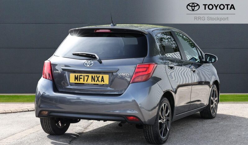 Used Toyota Yaris 1.33 Dual VVT-i Design Euro 6 5dr full