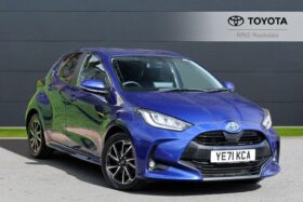 Used Toyota Yaris 1.5 VVT-h Design E-CVT Euro 6 (s/s) 5dr