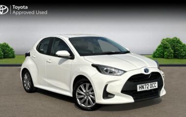 Used Toyota Yaris 1.5 VVT-h Icon E-CVT Euro 6 (s/s) 5dr