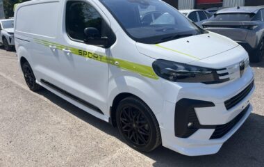 Used Peugeot Expert 2.0 BlueHDi 1400 Sport Standard Panel Van EAT8 MWB Euro 6 (s/s) 6dr