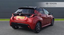 Used Toyota Yaris 1.5 VVT-h Dynamic E-CVT Euro 6 (s/s) 5dr full