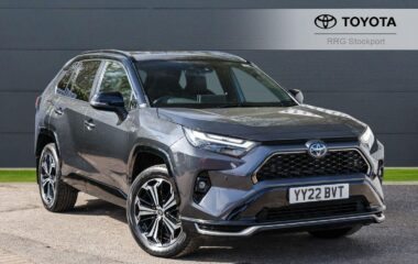 Used Toyota RAV4 2.5 VVT-h 18.1 kWh Dynamic CVT 4WD Euro 6 (s/s) 5dr