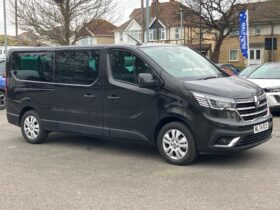 Used Renault Trafic 2.0 dCi 30 Sport LWB Euro 6 (s/s) 5dr (9 Seat)