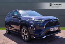 Used Toyota RAV4 2.5 VVT-h 18.1 kWh Dynamic CVT 4WD Euro 6 (s/s) 5dr
