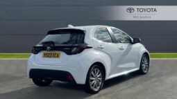 Used Toyota Yaris 1.5 VVT-h Icon E-CVT Euro 6 (s/s) 5dr full