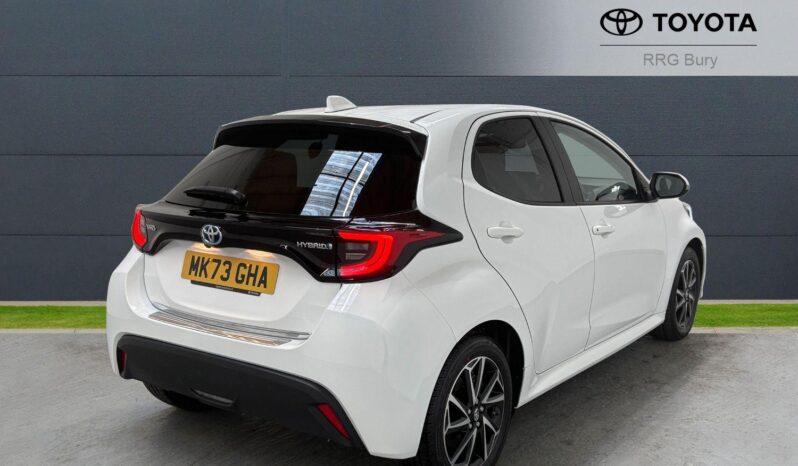 Used Toyota Yaris 1.5 VVT-h Design E-CVT Euro 6 (s/s) 5dr full
