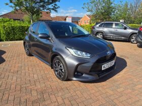 Used Toyota Yaris 1.5 VVT-h Design E-CVT Euro 6 (s/s) 5dr