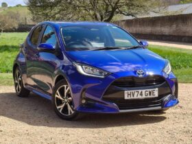 Used Toyota Yaris 1.5 VVT-h Design E-CVT Euro 6 (s/s) 5dr