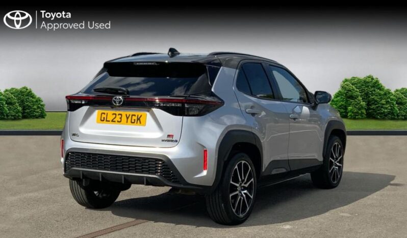 Used Toyota Yaris Cross 1.5 VVT-h GR SPORT E-CVT Euro 6 (s/s) 5dr full