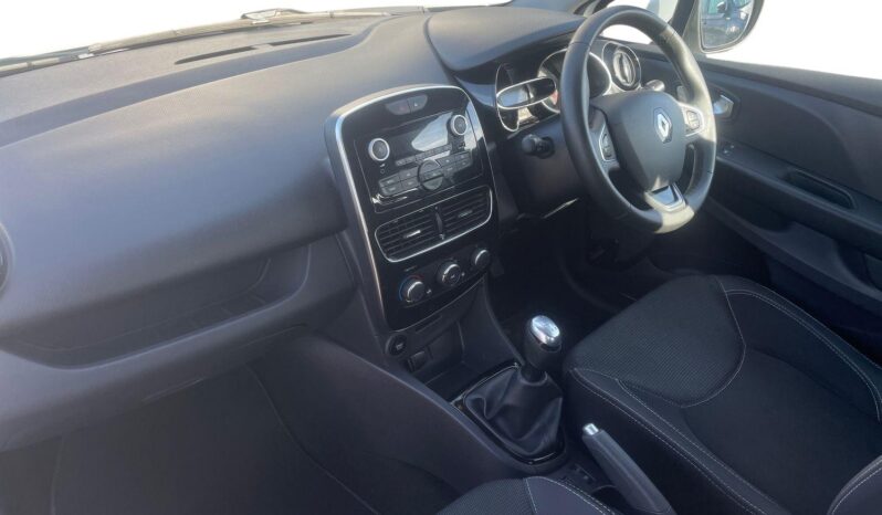 Used Renault Clio 0.9 TCe Play Euro 6 (s/s) 5dr full