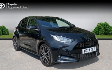 Used Toyota Yaris 1.5 VVT-h GR SPORT E-CVT Euro 6 (s/s) 5dr