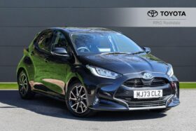 Used Toyota Yaris 1.5 VVT-h Design E-CVT Euro 6 (s/s) 5dr