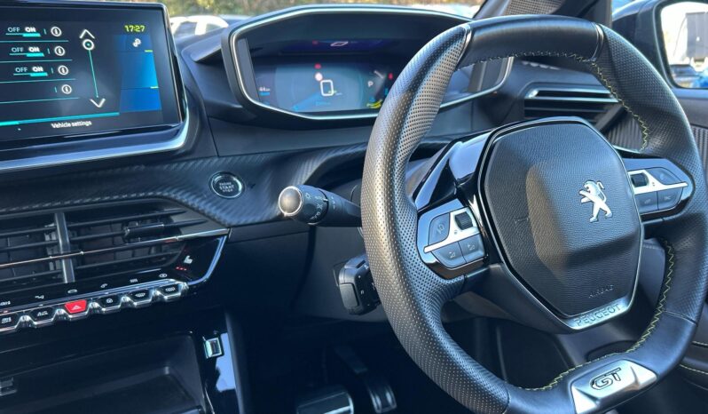 Used Peugeot 208 50kWh GT Premium Auto 5dr full