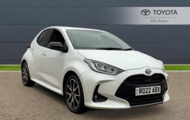 Used Toyota Yaris 1.5 VVT-h Dynamic E-CVT Euro 6 (s/s) 5dr