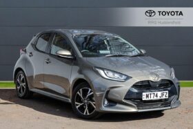 Used Toyota Yaris 1.5 VVT-h Design E-CVT Euro 6 (s/s) 5dr