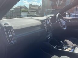 Used Volvo XC40 2.0 B3 (161bhp) Plus MHEV full