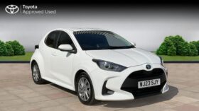 Used Toyota Yaris 1.5 VVT-h Icon E-CVT Euro 6 (s/s) 5dr