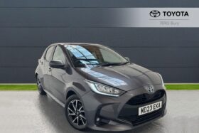 Used Toyota Yaris 1.5 VVT-h Design E-CVT Euro 6 (s/s) 5dr