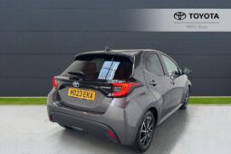 Used Toyota Yaris 1.5 VVT-h Design E-CVT Euro 6 (s/s) 5dr full