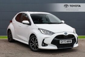Used Toyota Yaris 1.5 VVT-h Design E-CVT Euro 6 (s/s) 5dr