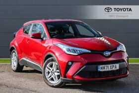 Used Toyota C-HR 1.8 VVT-h Icon CVT Euro 6 (s/s) 5dr